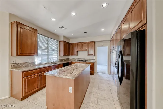 $635,000 | 123 Ultra Drive, Henderson, NV 89074
