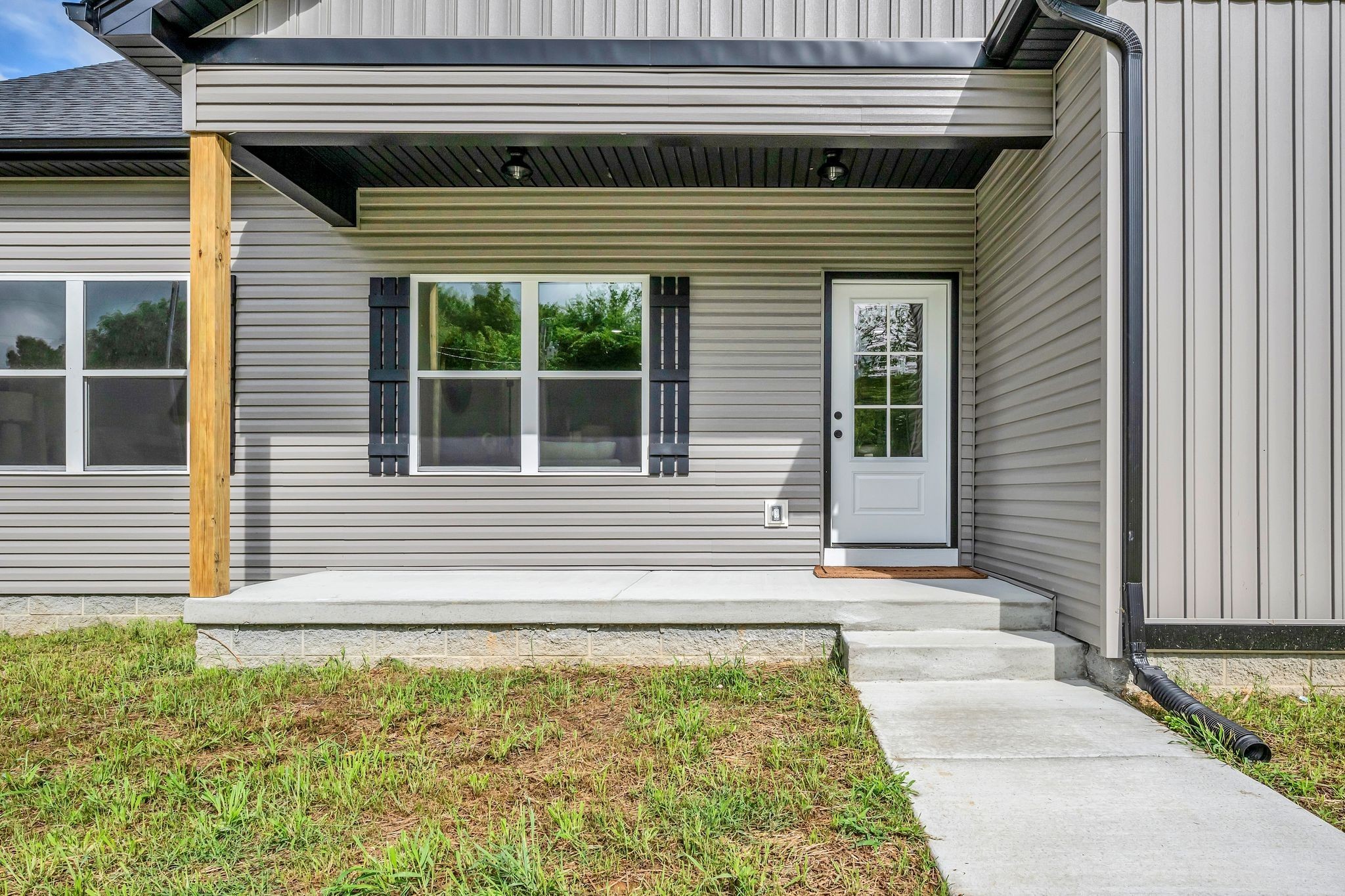 1442 East Piney Road Dickson, TN 37055 - Photo 2 of 33 Gallery Image 2