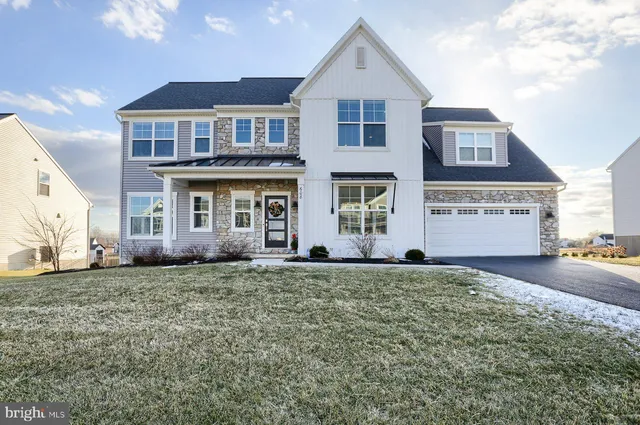 $679,000 | 608 Sunset Boulevard, Annville, PA 17003