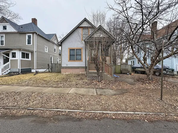 $140,000 | 716 15th Street, Rock Island, IL 61201