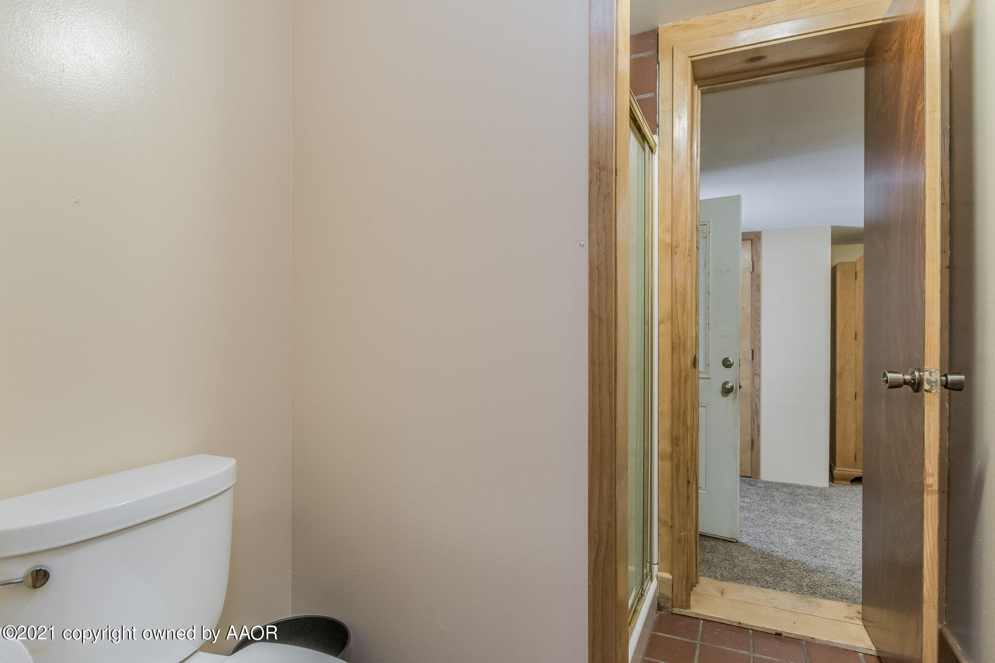 227 Largo Trail Fritch, TX 79036 - Photo 27 of 36 28-web-or-mls-Hall Bathroom