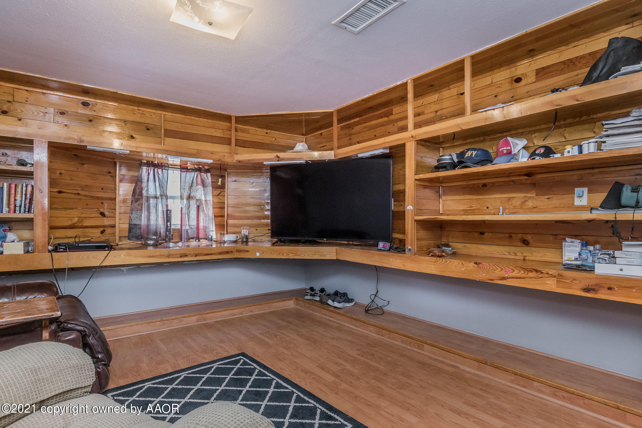 227 Largo Trail Fritch, TX 79036 - Photo 28 of 36 29-web-or-mls-3rd Bedroom
