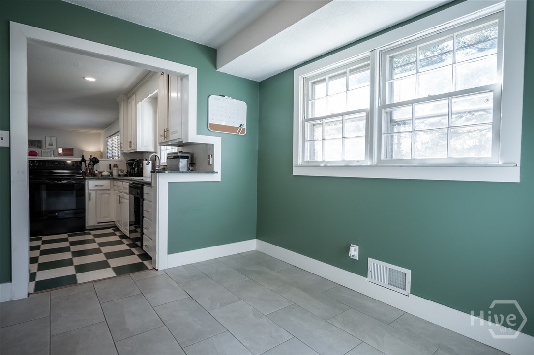 135 Tara Way Athens, GA 30606 - Photo 12 of 42