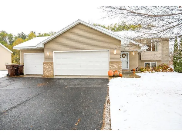 $2,350 | 11186 Woods Edge Avenue, Becker, MN 55308