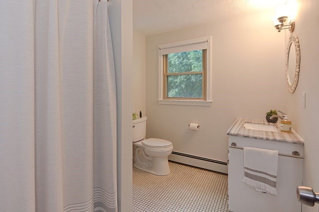 115 Dalton Road Holliston, MA 01746 - Photo 29 of 42 Gallery Image 29