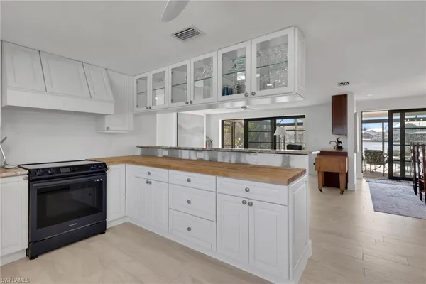 $1,195,000 | 120 Albatross Street, Fort Myers Beach, FL 33931