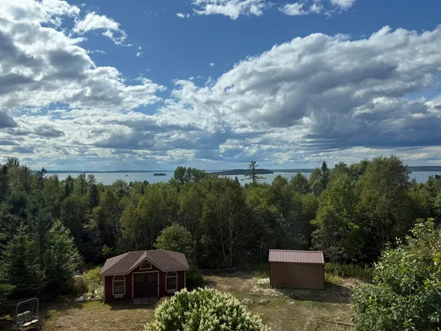 $922,200 | 48 Kingsley Farm Road, Gouldsboro, ME 04607