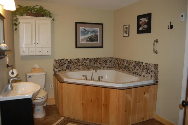 $847,222 | 48 Kingsley Farm Road, Gouldsboro, ME 04607