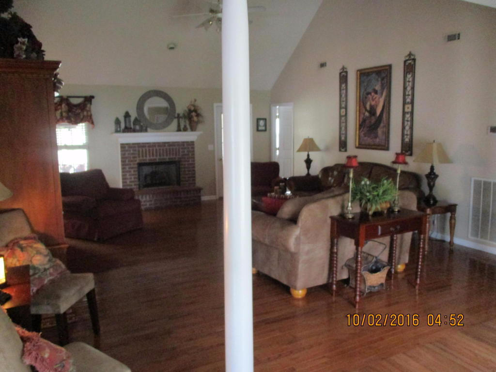 66 Harvest Lane Rock Spring, GA 30739 - Photo 2 of 15 66living2