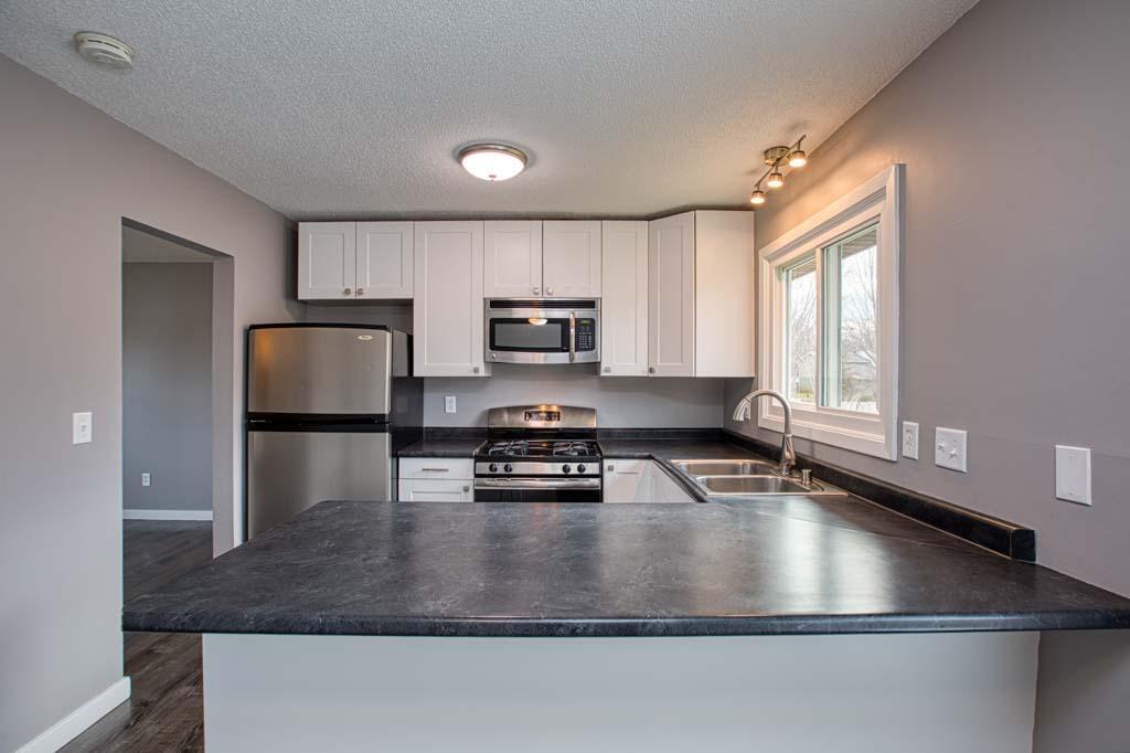 4429 Slater Road Eagan, MN 55122 - Photo 11 of 25