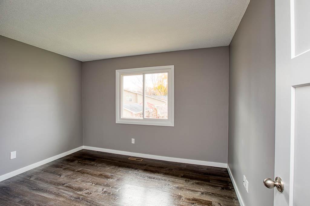 4429 Slater Road Eagan, MN 55122 - Photo 15 of 25