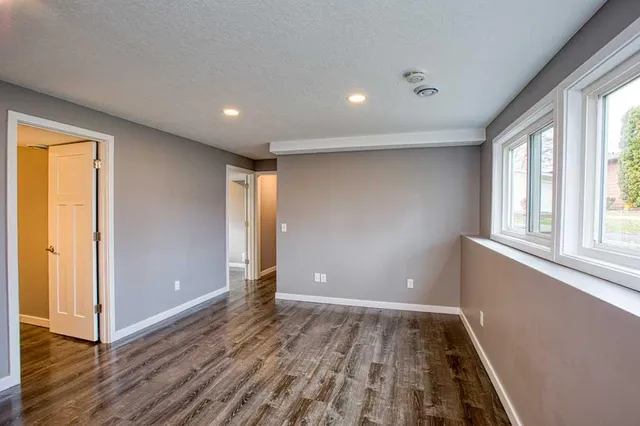 $339,900 | 4429 Slater Road, Eagan, MN 55122