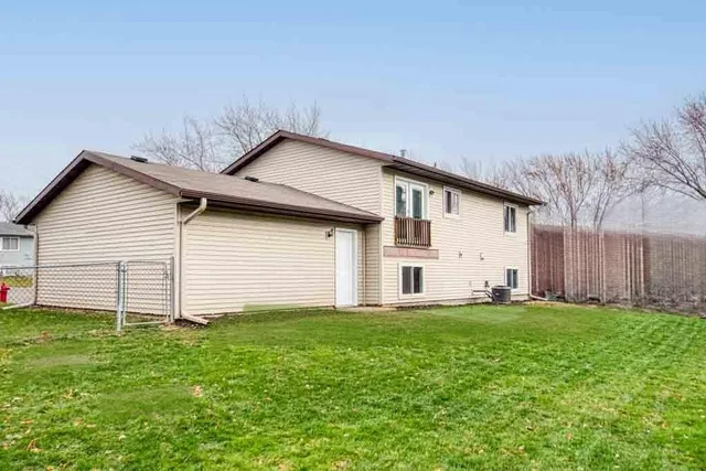 $339,900 | 4429 Slater Road, Eagan, MN 55122