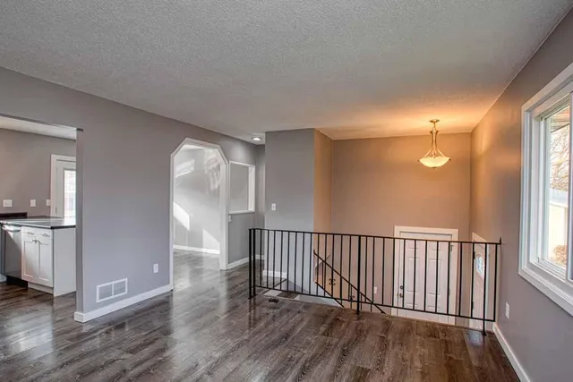 $339,900 | 4429 Slater Road, Eagan, MN 55122