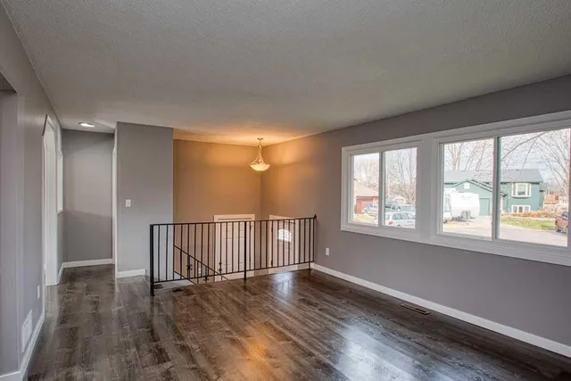 $339,900 | 4429 Slater Road, Eagan, MN 55122