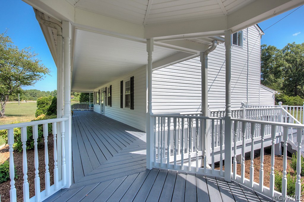 9826 River Road Petersburg, VA 23803 - Photo 3 of 32 Gallery Image 3
