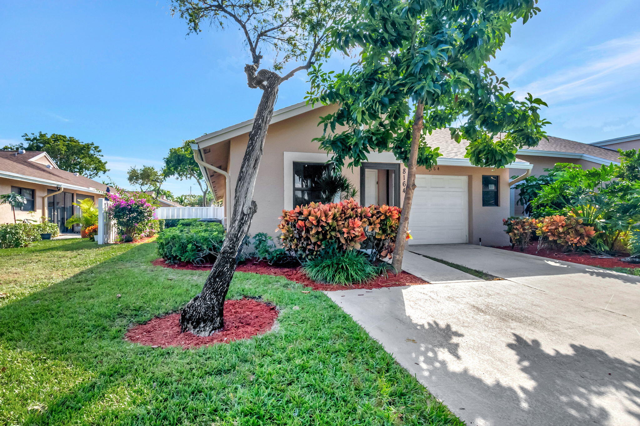 8164 Sweetbriar Way Boca Raton, FL 33496 - Photo 3 of 34 3-web-or-mls-DSC_6171