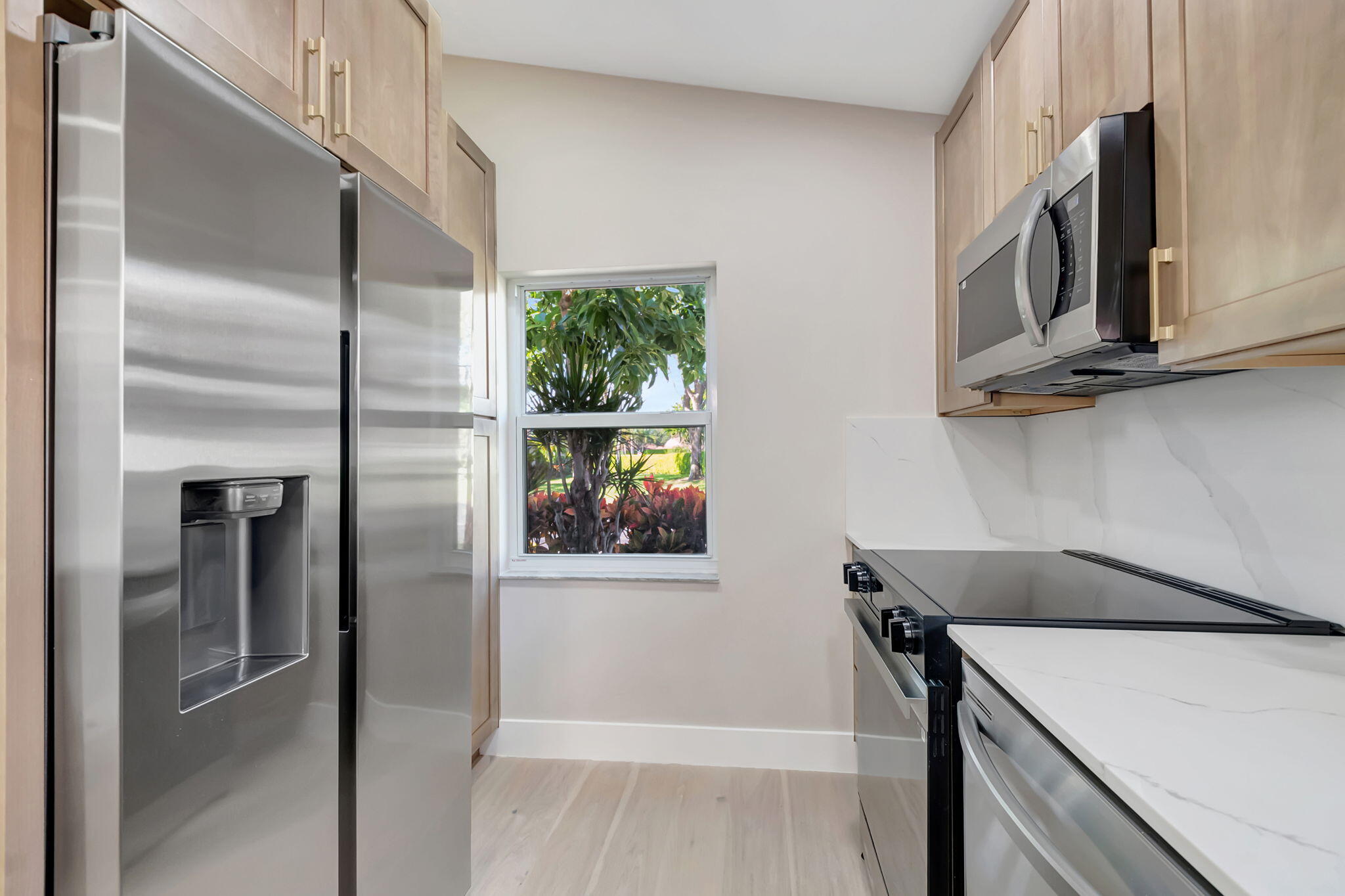8164 Sweetbriar Way Boca Raton, FL 33496 - Photo 10 of 34 29-web-or-mls-DSC_6301