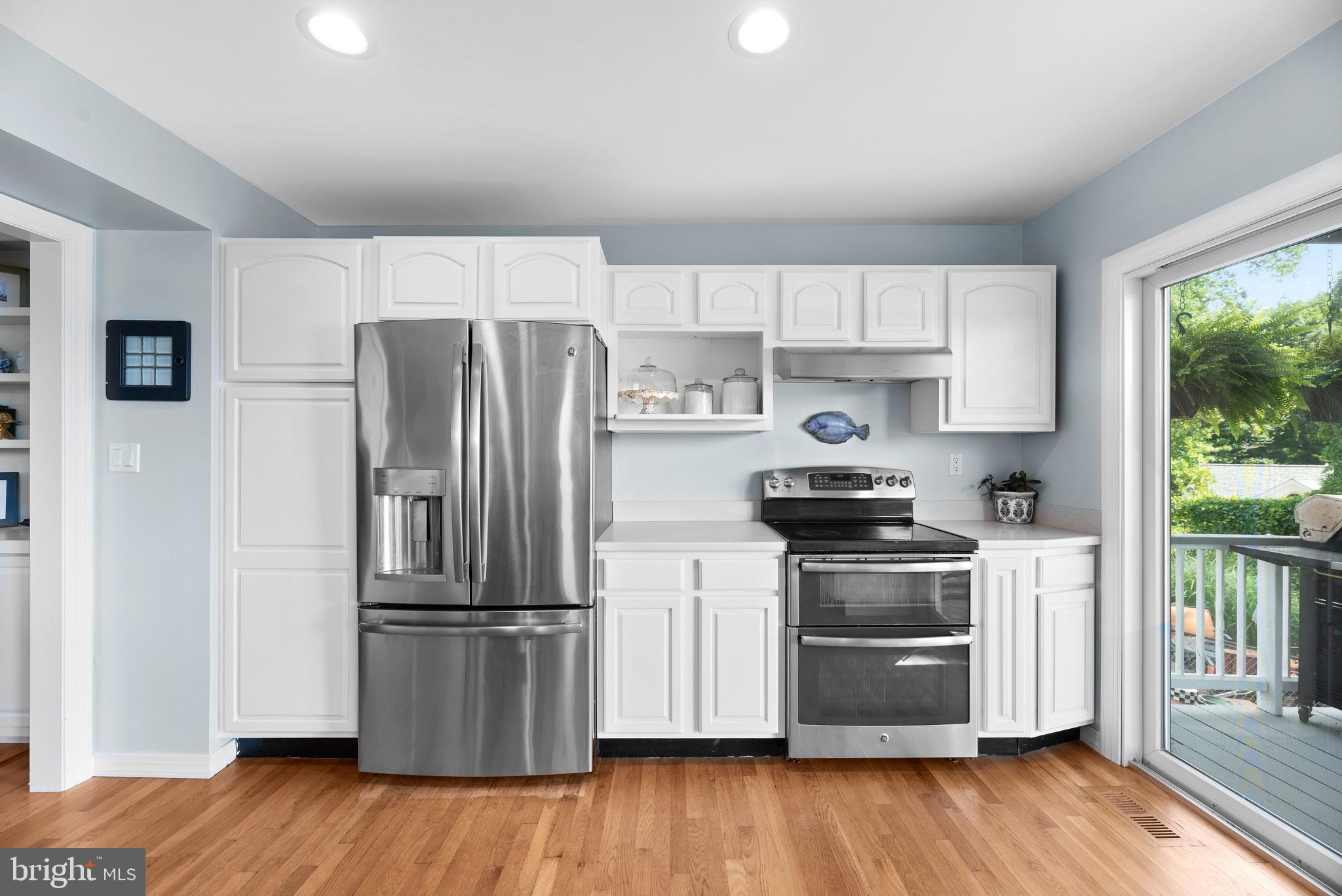 3071 Riverview Road Riva, MD 21140 - Photo 14 of 39 White cabinets and newer appliances