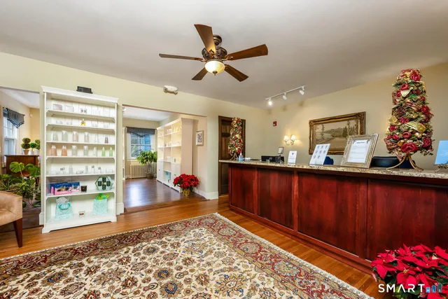 $1,199,000 | 475 Danbury Road, Wilton, CT 06897