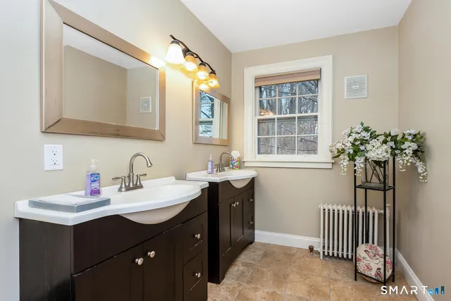 $1,199,000 | 475 Danbury Road, Wilton, CT 06897