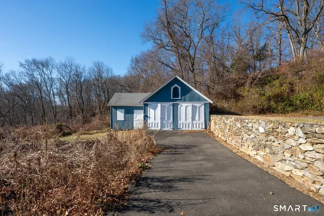 $1,199,000 | 475 Danbury Road, Wilton, CT 06897