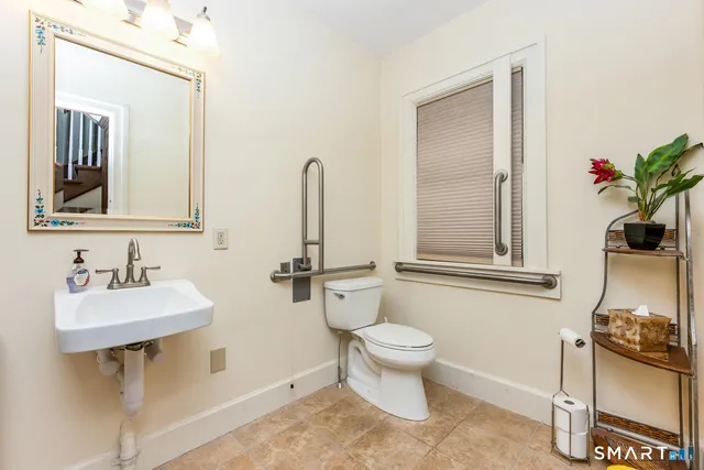 $1,199,000 | 475 Danbury Road, Wilton, CT 06897