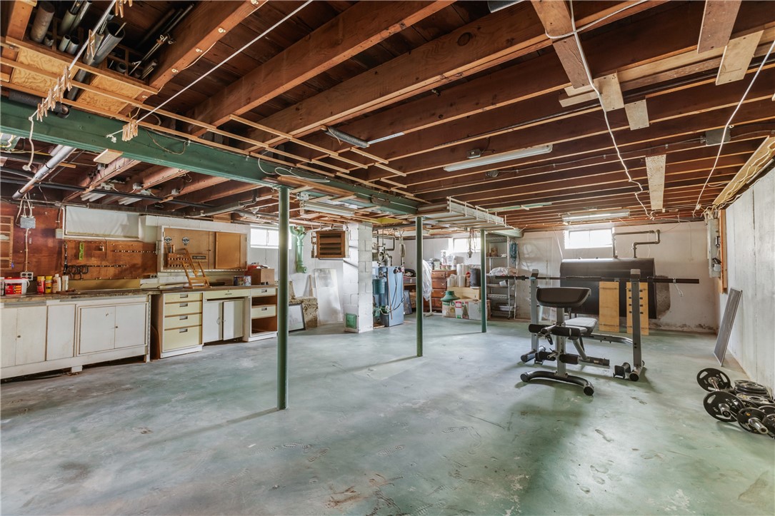 332 Vineyard Road Warwick, RI 02889 - Photo 17 of 31 Gallery Image 17