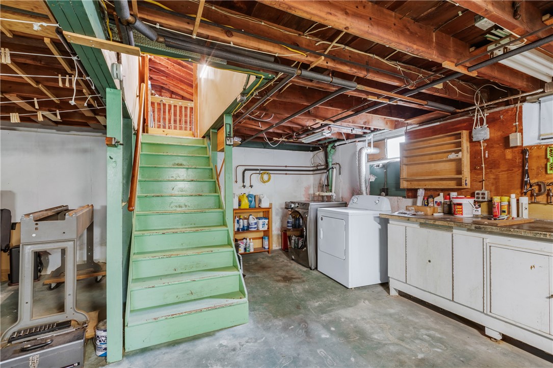 332 Vineyard Road Warwick, RI 02889 - Photo 19 of 31 Gallery Image 19