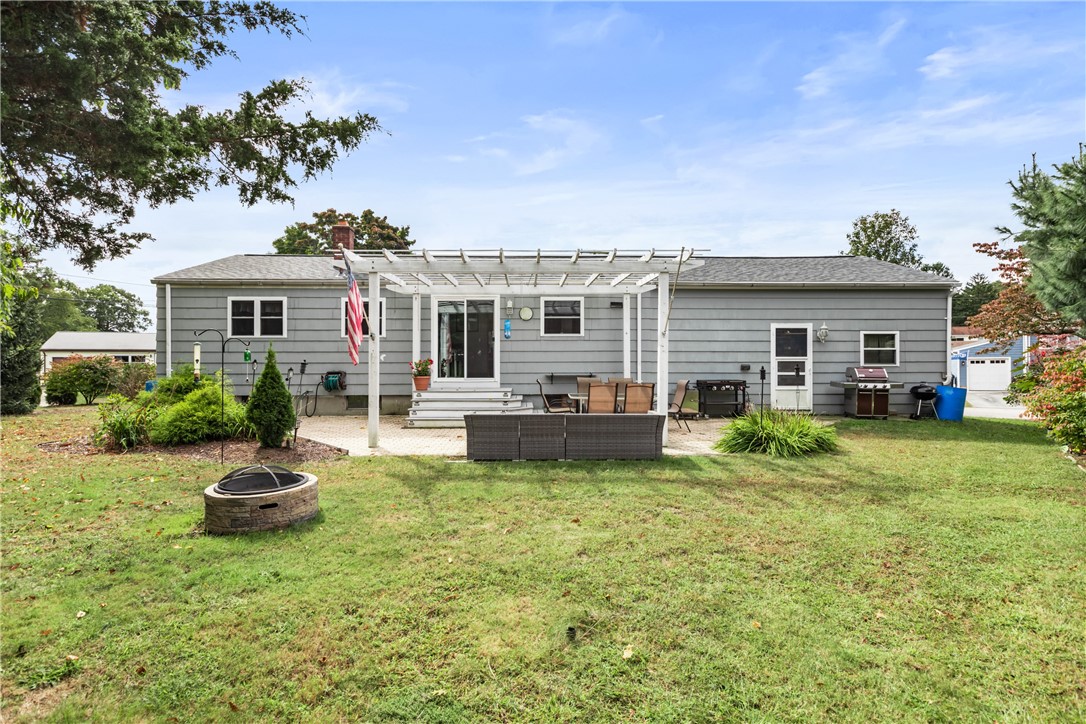 332 Vineyard Road Warwick, RI 02889 - Photo 22 of 31 Gallery Image 22