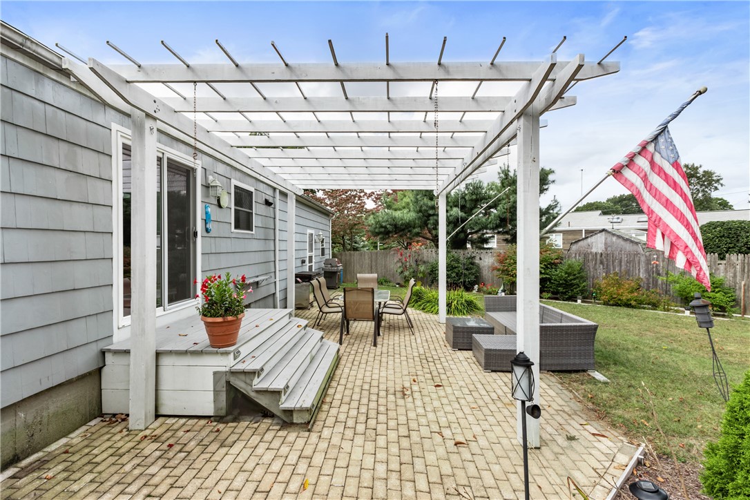 332 Vineyard Road Warwick, RI 02889 - Photo 24 of 31 Gallery Image 24