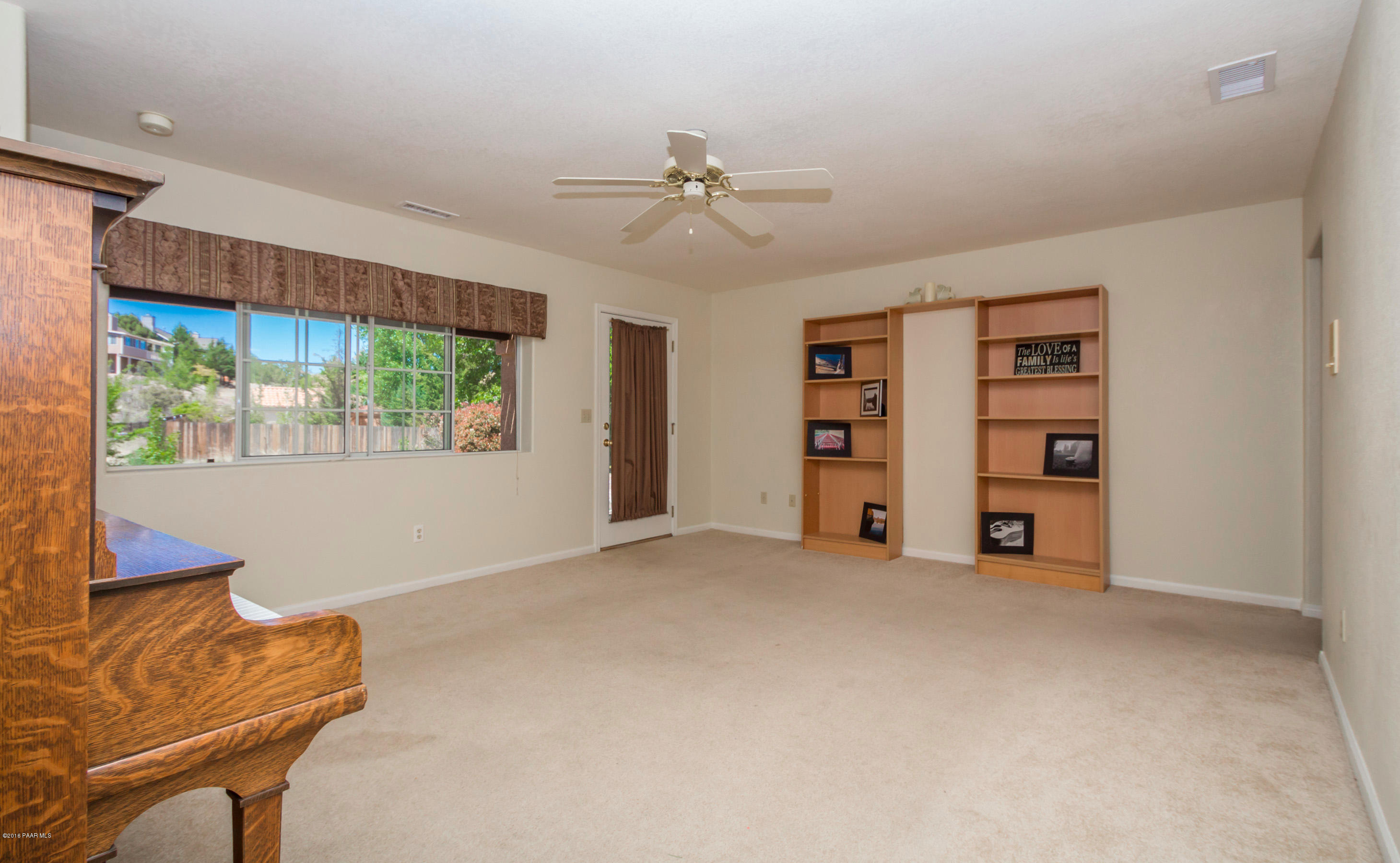 258 Whisper Ridge Road Prescott, AZ 86301 - Photo 12 of 28 012_Family Room