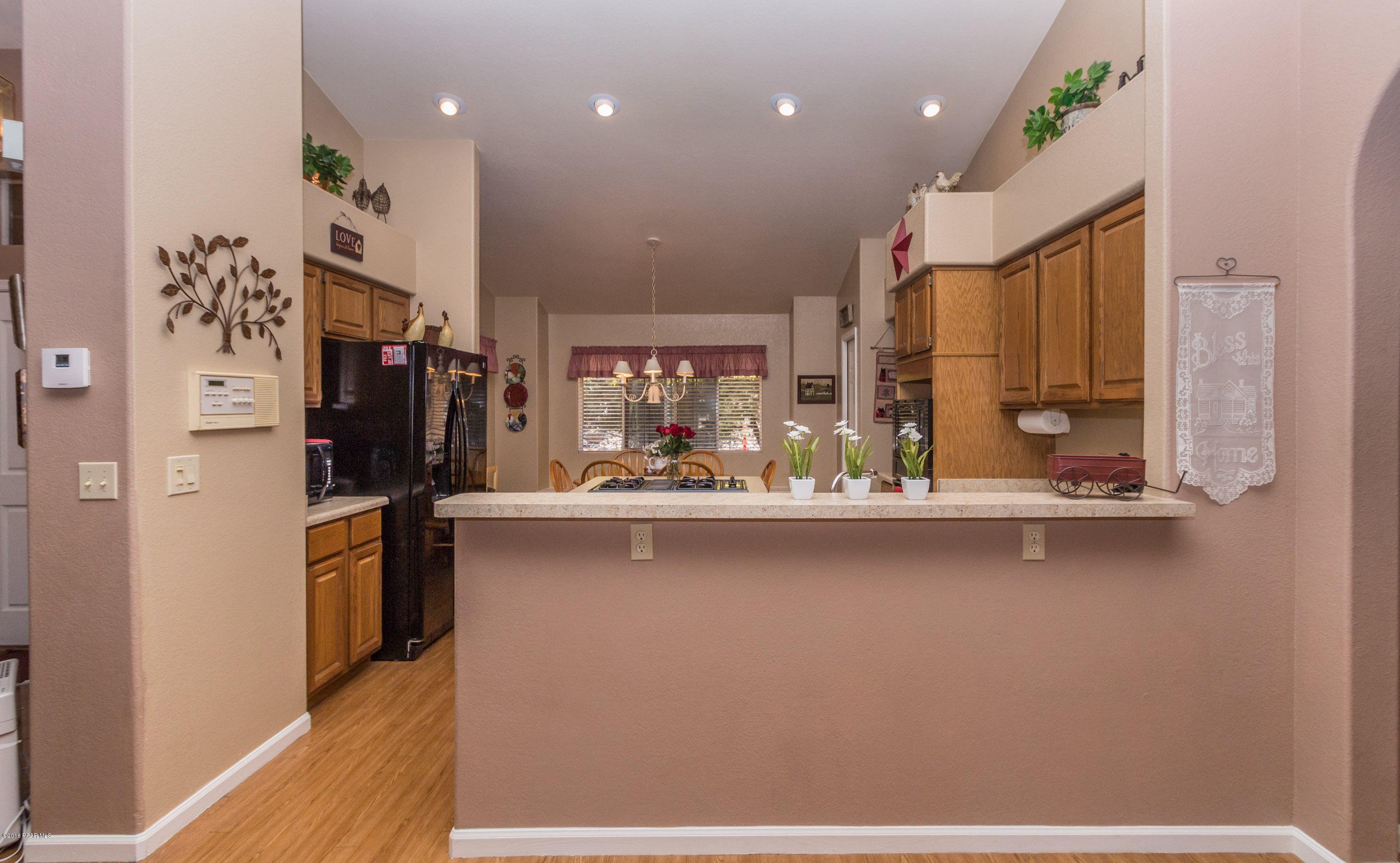 258 Whisper Ridge Road Prescott, AZ 86301 - Photo 4 of 28 009_Kitchen(1)