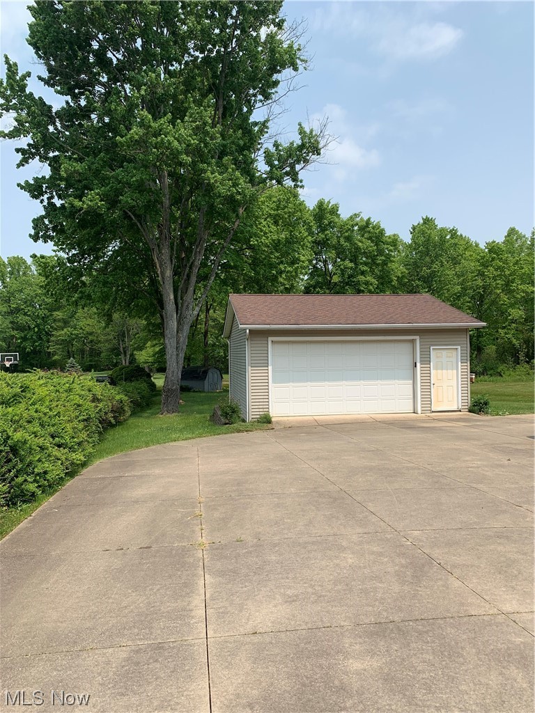 2685 Summit Road Akron, OH 44321 - Photo 4 of 16