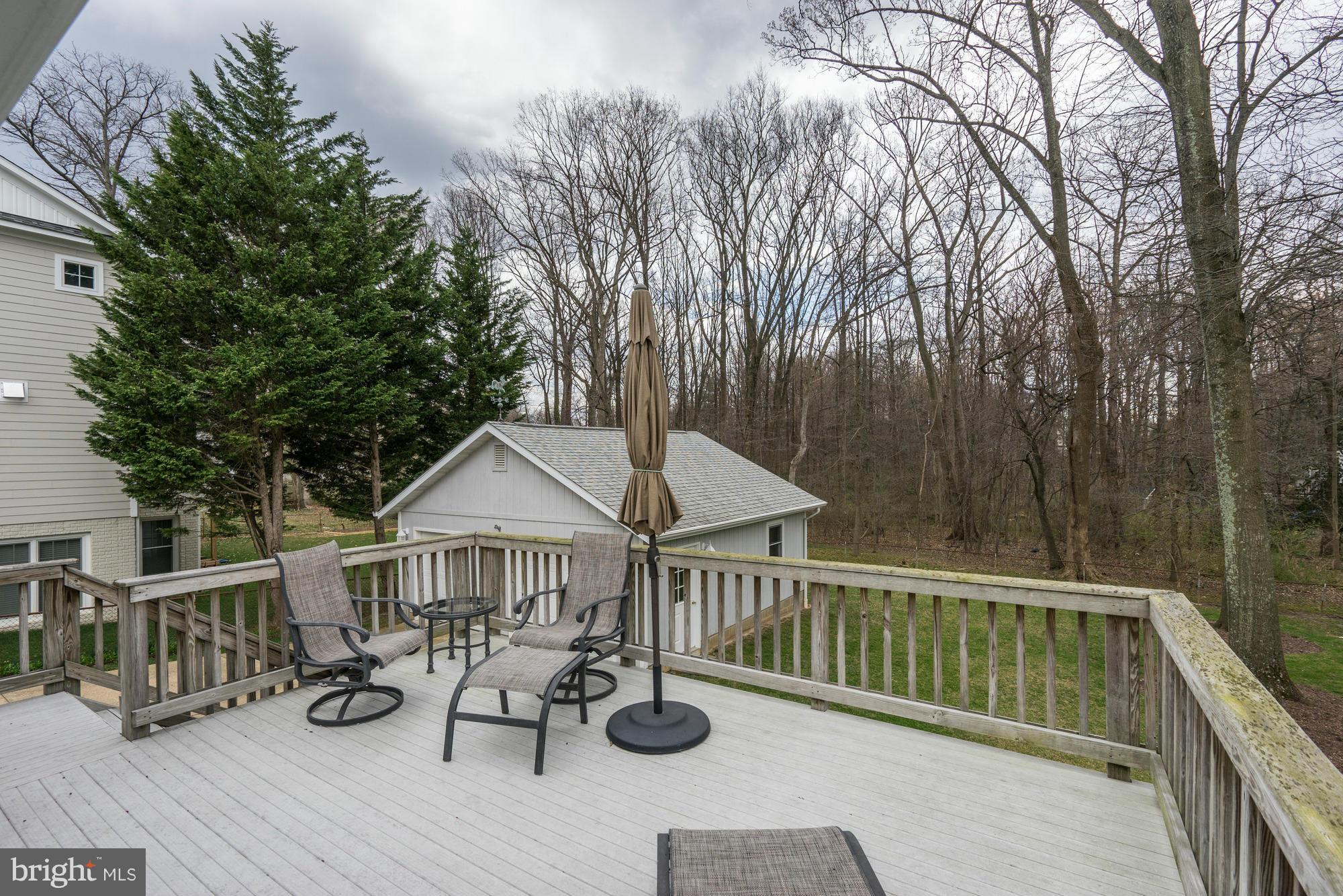 606 Kingsley Road Southwest Vienna, VA 22180 - Photo 27 of 29 Exterior (Rear)