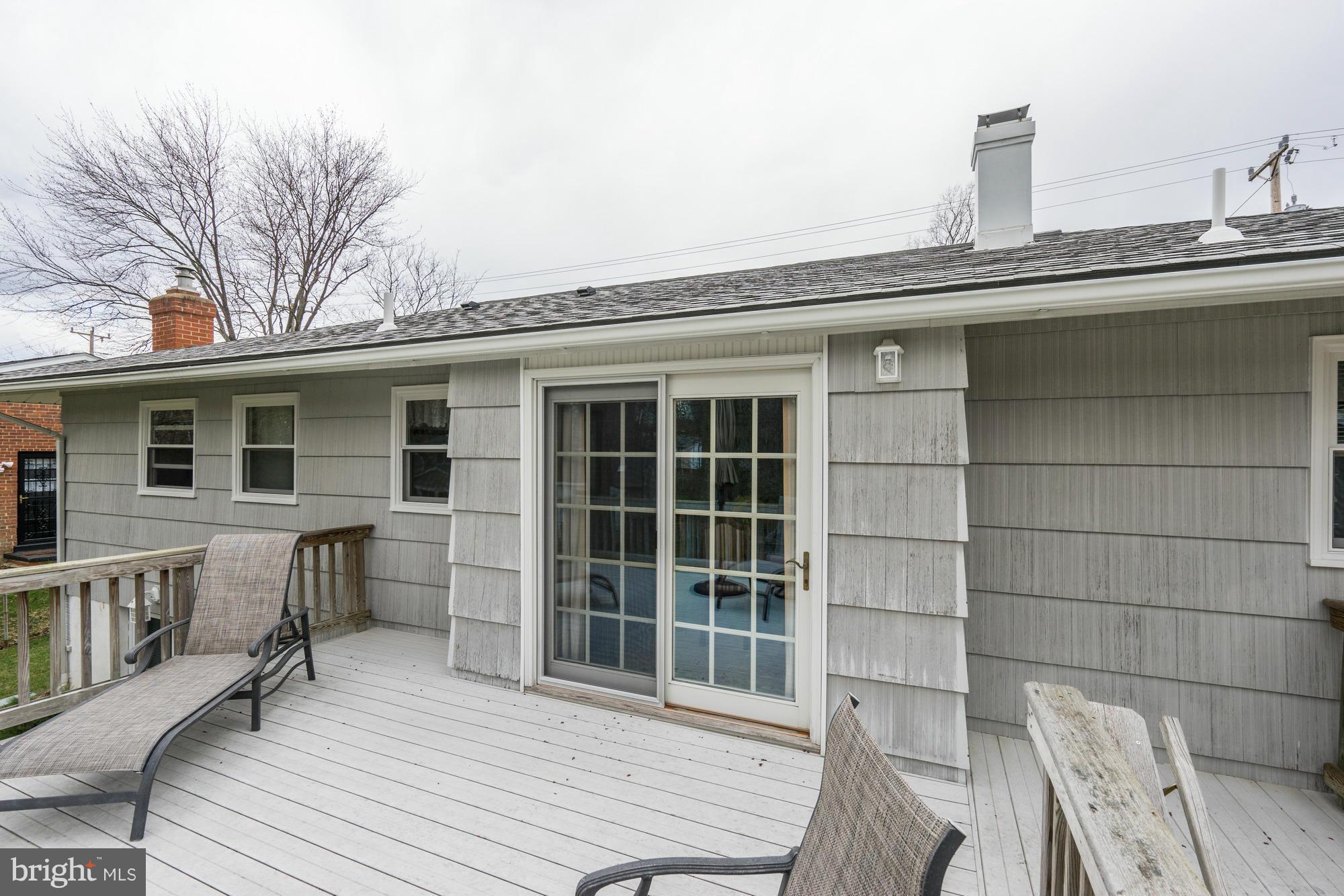 606 Kingsley Road Southwest Vienna, VA 22180 - Photo 28 of 29 Exterior (Rear)