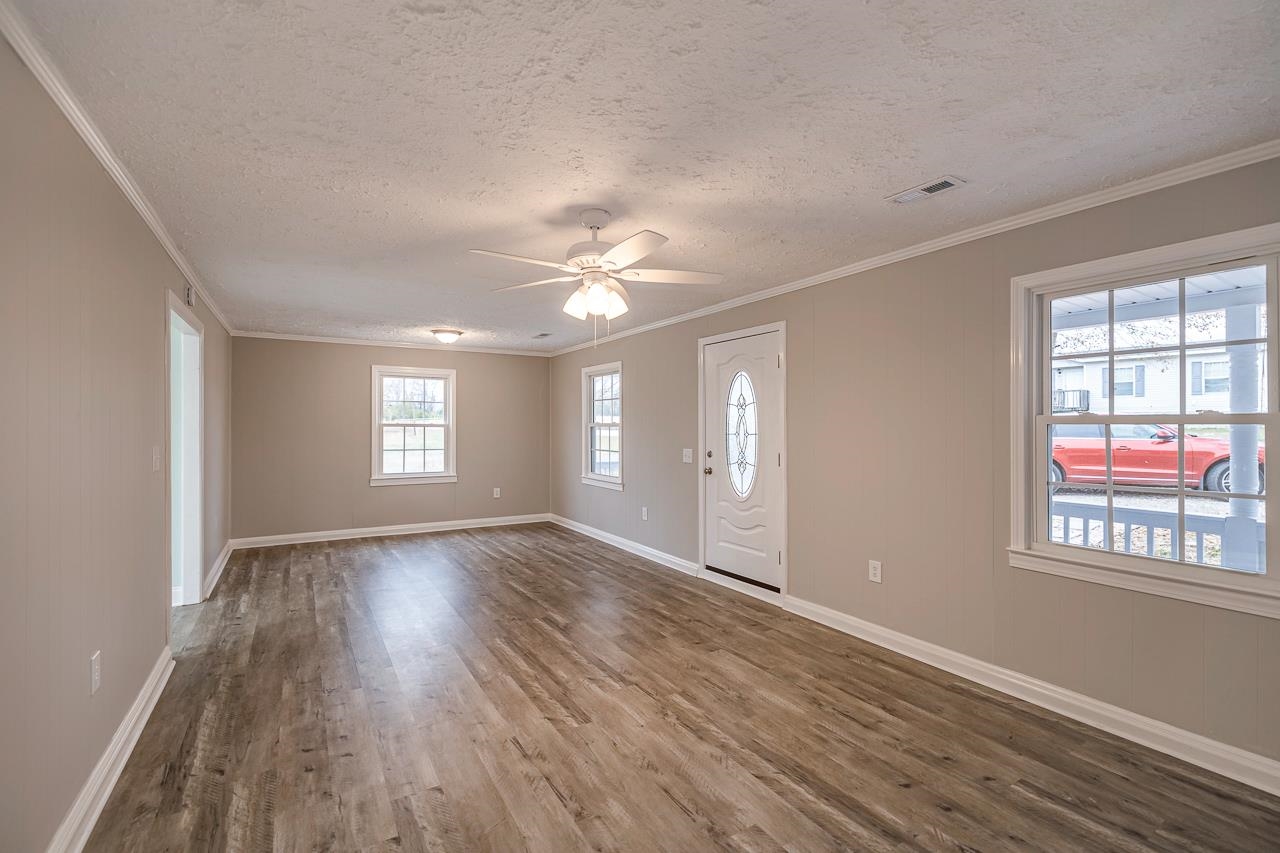 501 Harris Bridge Road Woodruff, SC 29388 - Photo 5 of 23 Gallery Image 5