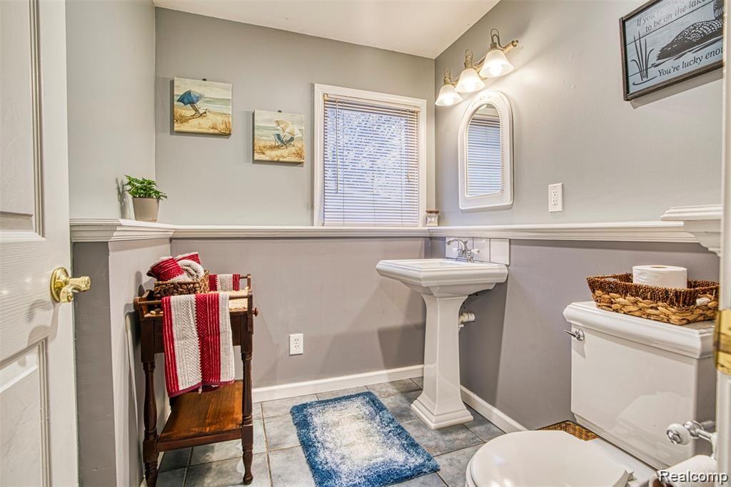 6050 Bullard Road Fenton, MI 48430 - Photo 18 of 50
