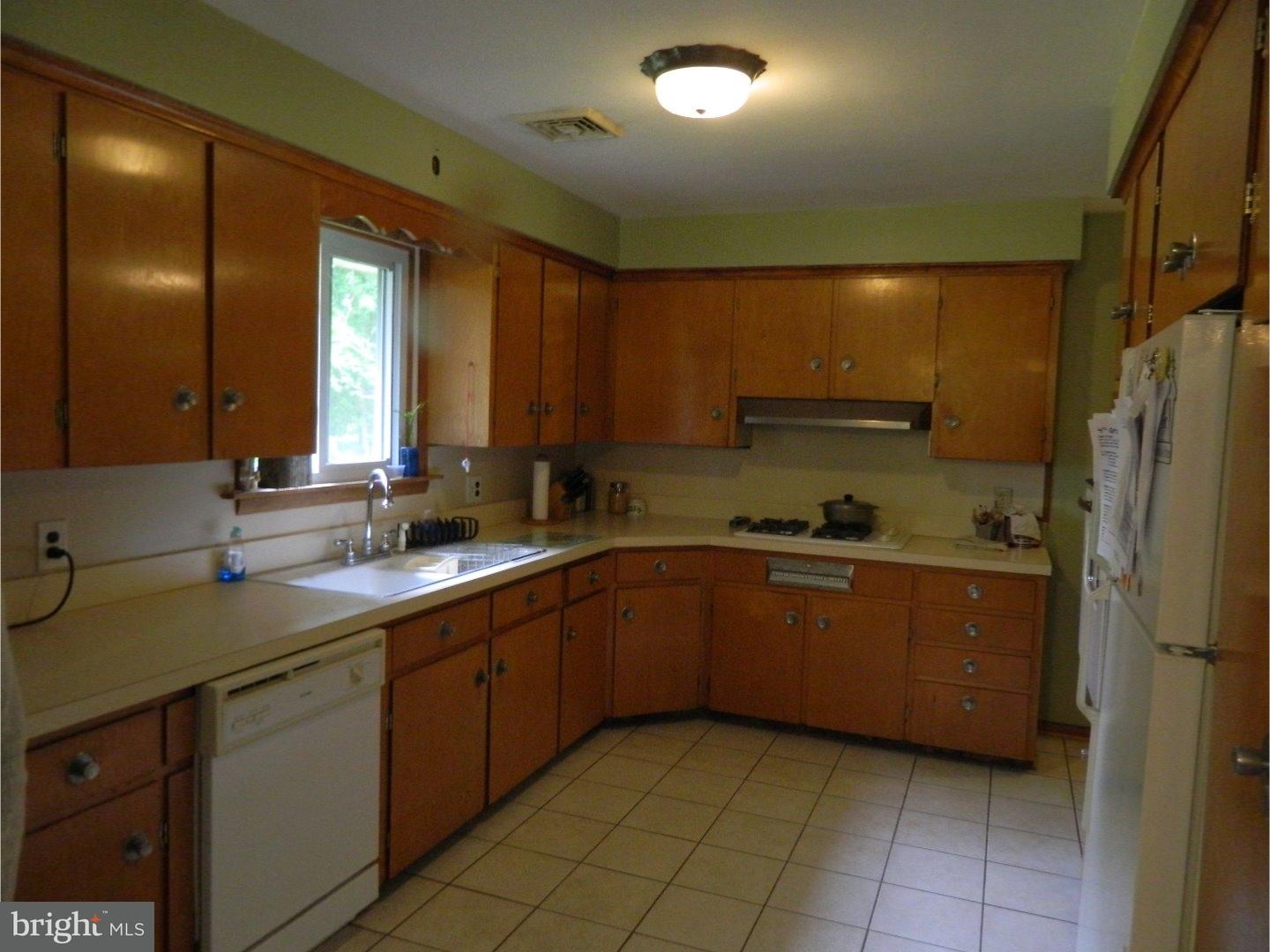 110 Hammonton Road Buena, NJ 08310 - Photo 3 of 13 Gallery Image 3