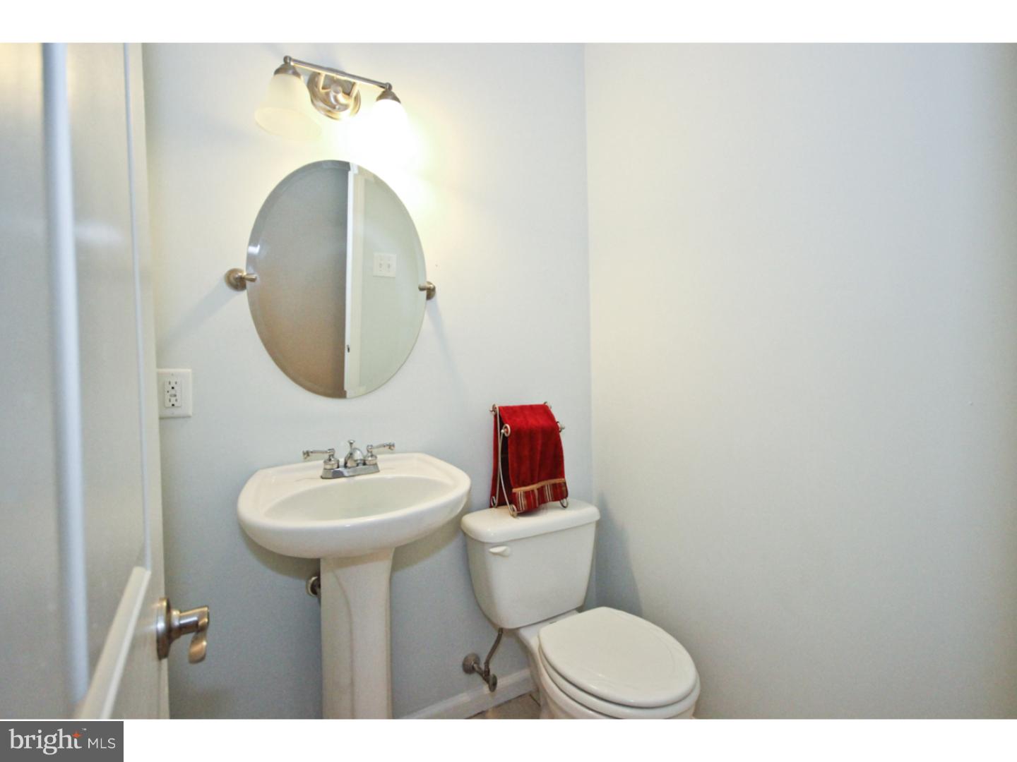 256 Howarth Road Media, PA 19063 - Photo 7 of 25 Half Bath
