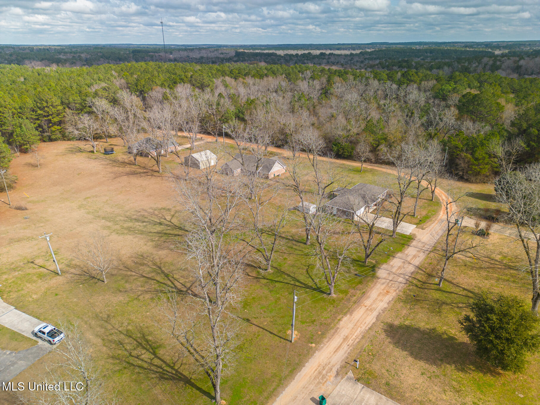 515 Pratt Road Wiggins, MS 39577 - Photo 3 of 20 IMG_6840