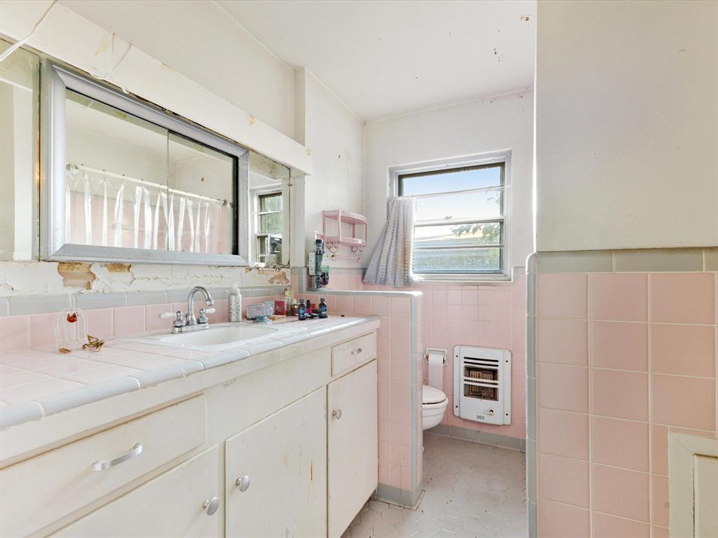 6718 Hialeah Drive Dallas, TX 75214 - Photo 11 of 15