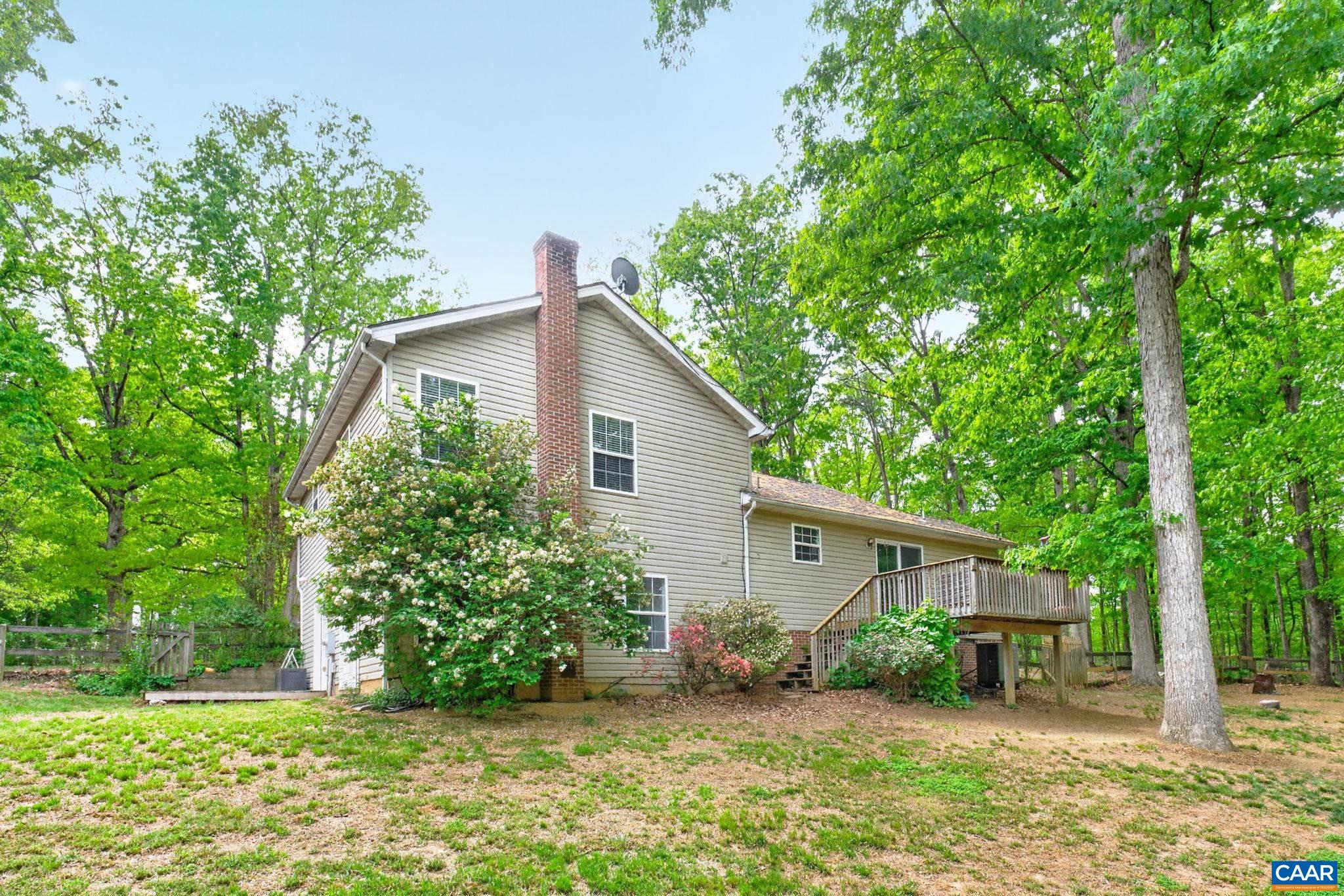 122 Mistie Ridge Lane Palmyra, VA 22963 - Photo 33 of 52 front view of a house with a yard