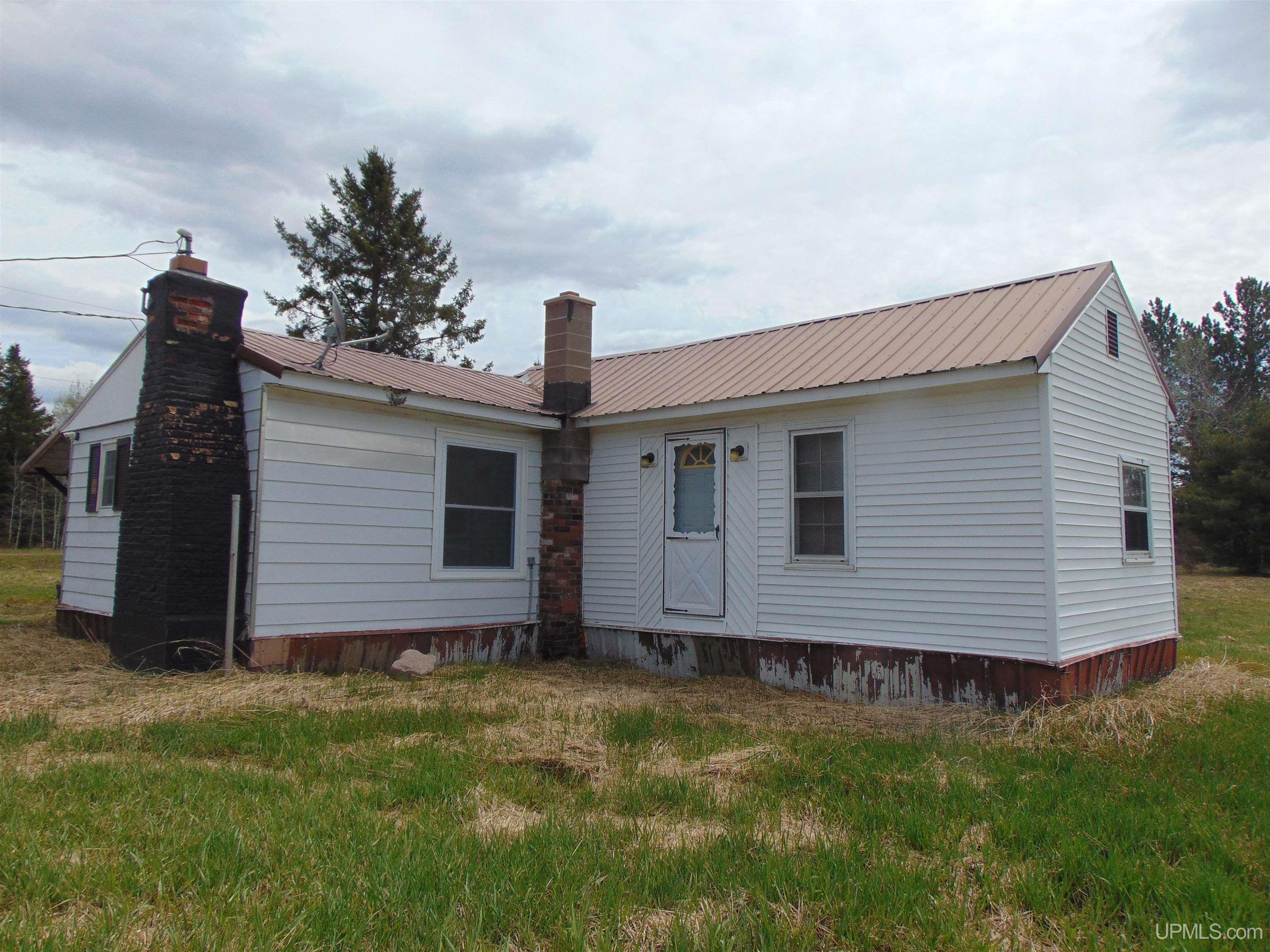 15467 Larson Road Bruce Crossing, MI 49912 - Photo 23 of 44