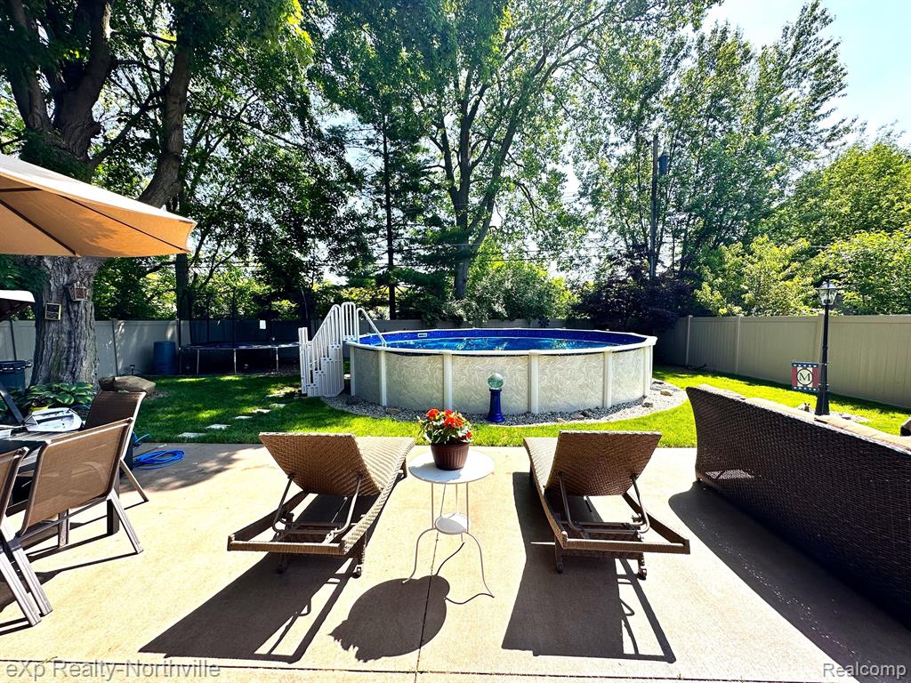 16360 Riverside Street Livonia, MI 48154 - Photo 30 of 32 Gallery Image 30