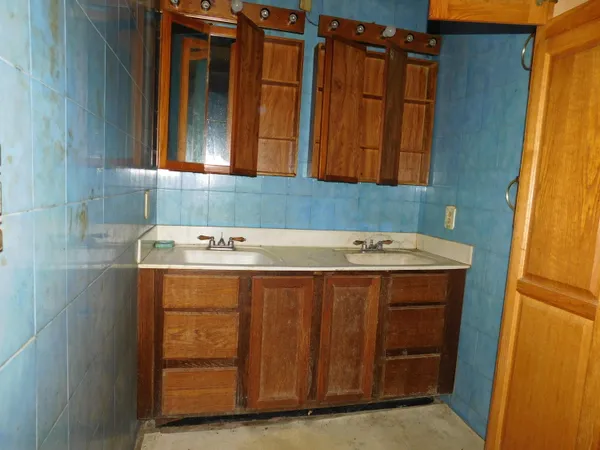 $99,000 | 276 McKinley Avenue North, Battle Creek, MI 49017