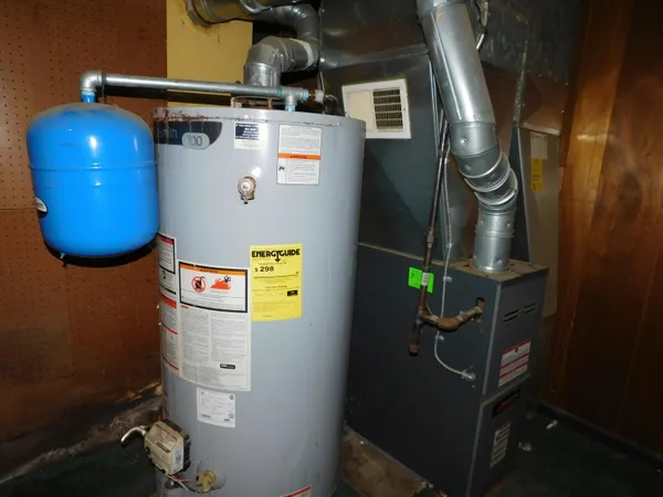 $99,000 | 276 McKinley Avenue North, Battle Creek, MI 49017