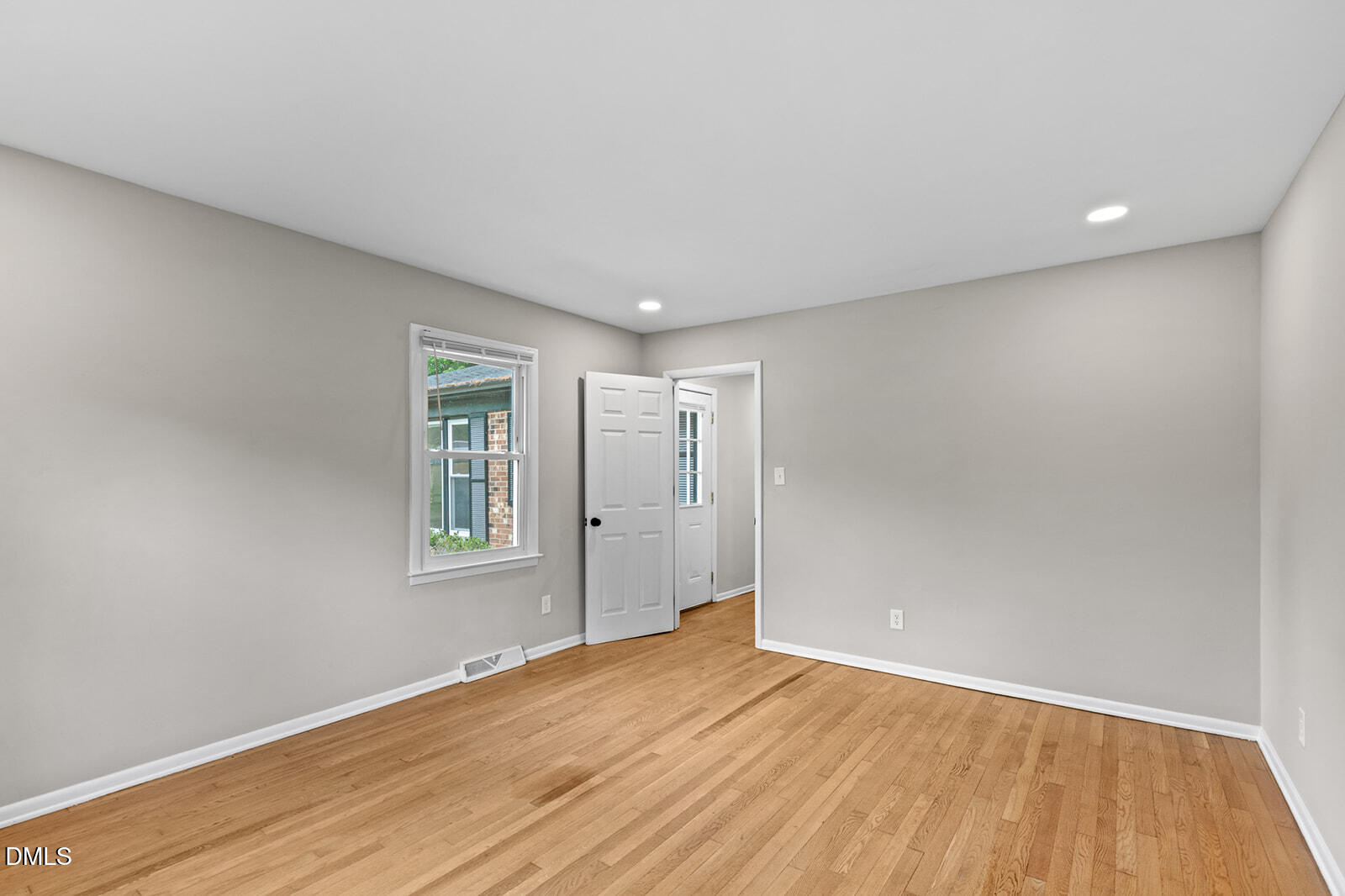 914 Edison Road Raleigh, NC 27610 - Photo 22 of 35 914 Edison-7
