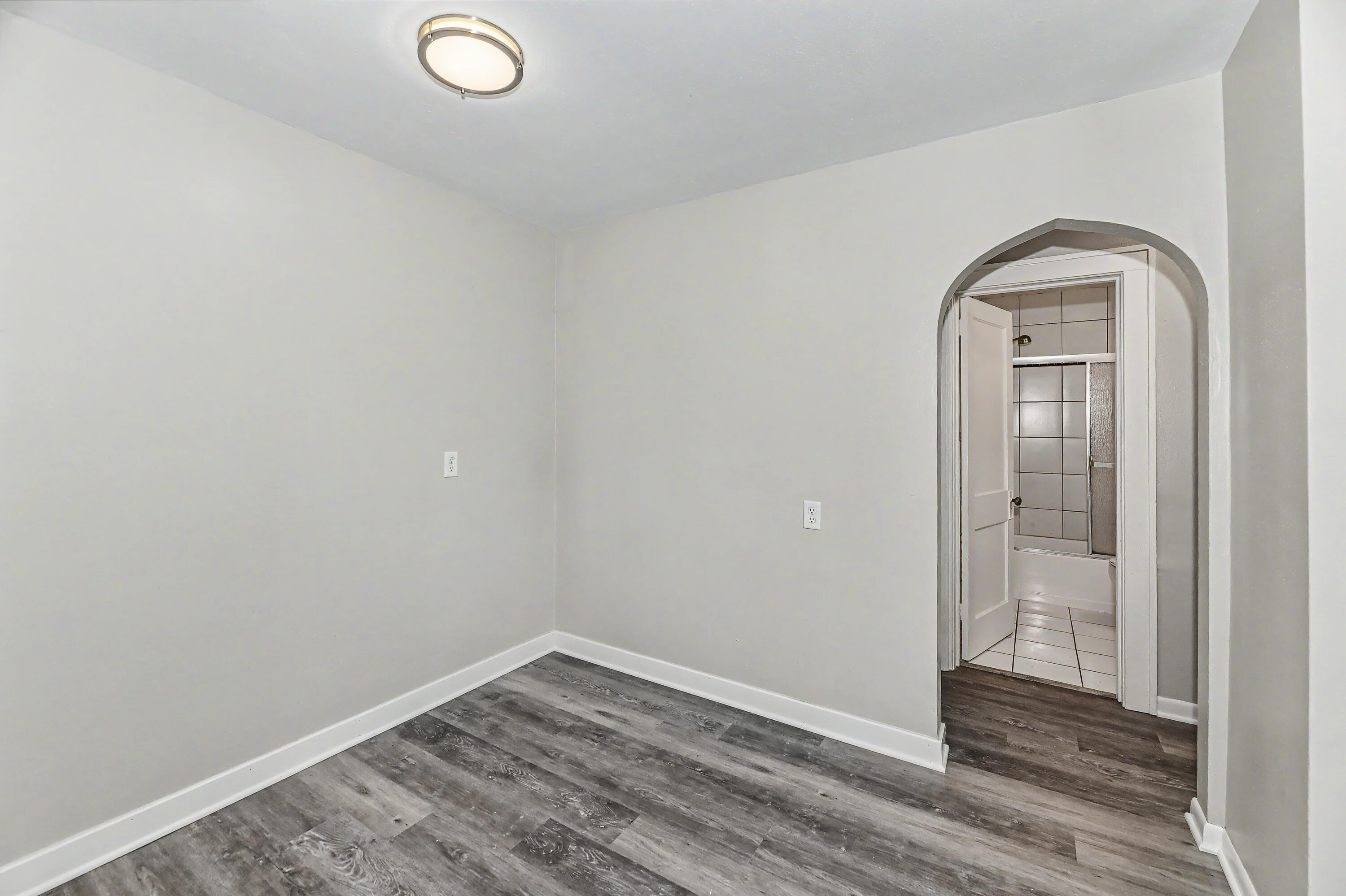 3400 8th Avenue Racine, WI 53402 - Photo 16 of 27 eigth-20
