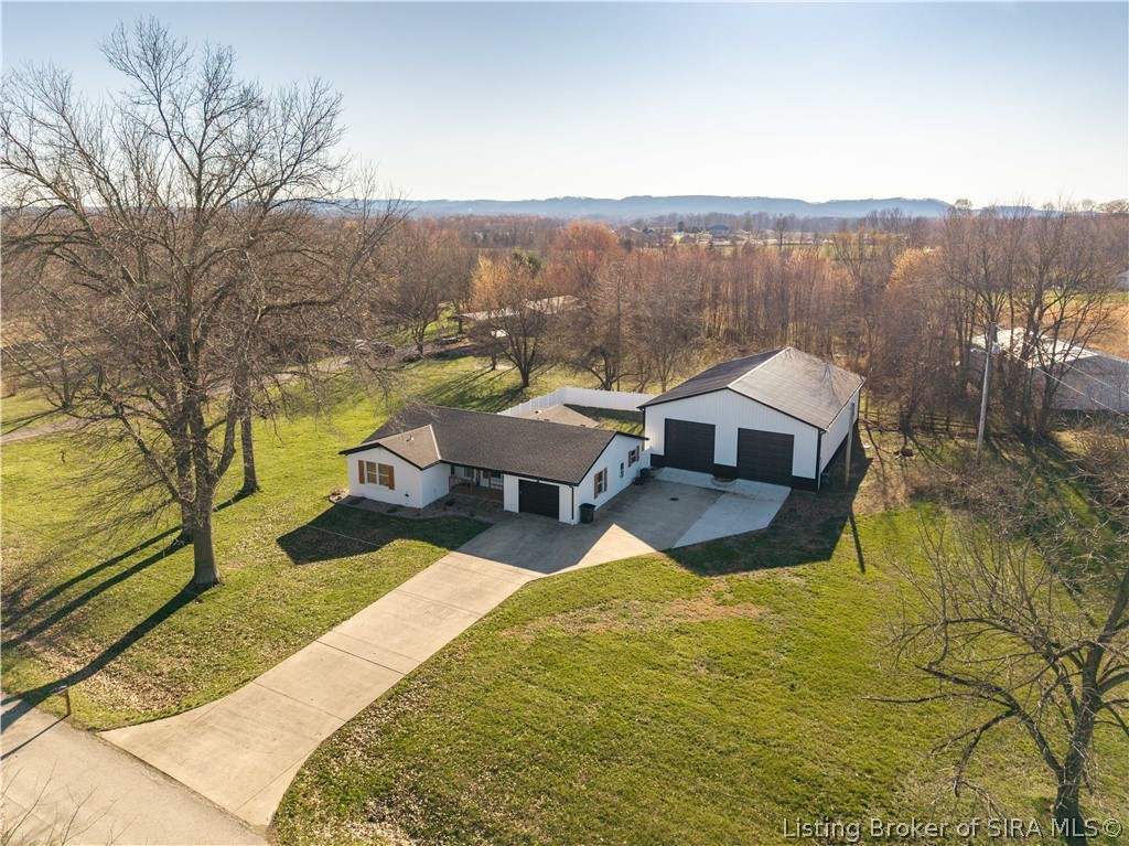 425 Weaver Road Memphis, IN 47143 - Photo 3 of 34